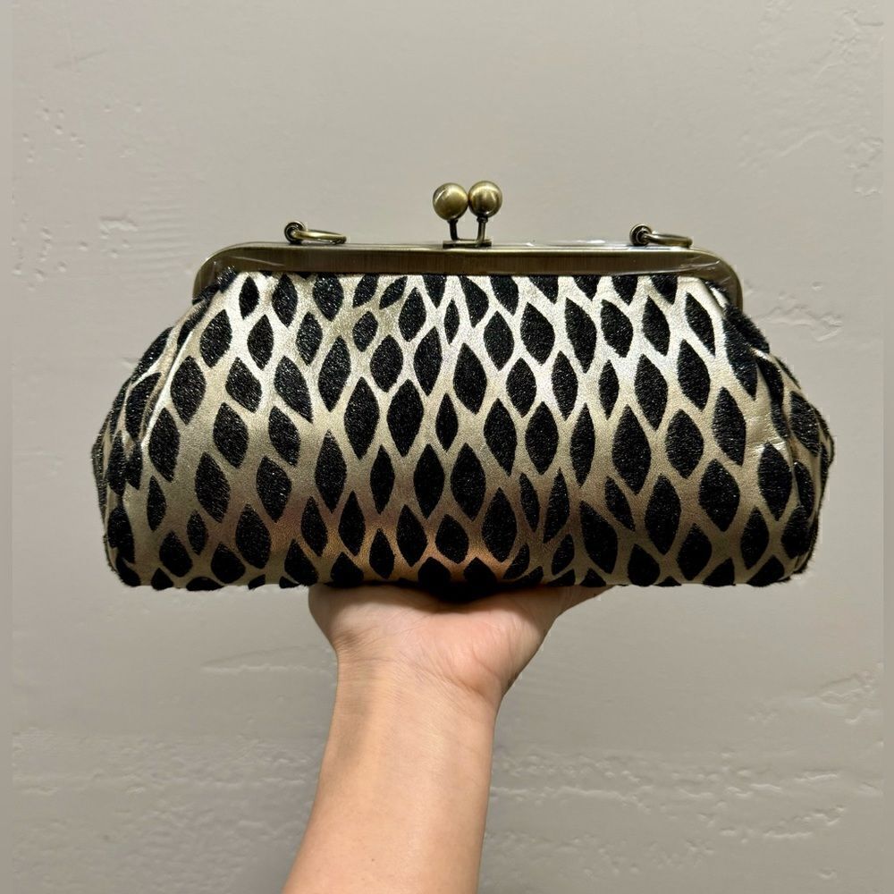 Handmade Real Hair-on Calfskin Embossed Vintage Kisslock Clutch/Crossbody - Picture 6 of 15